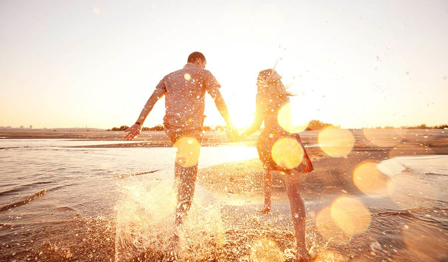 8种补充剂守护你的皮肤，让夏季阳光伤害无处可逃