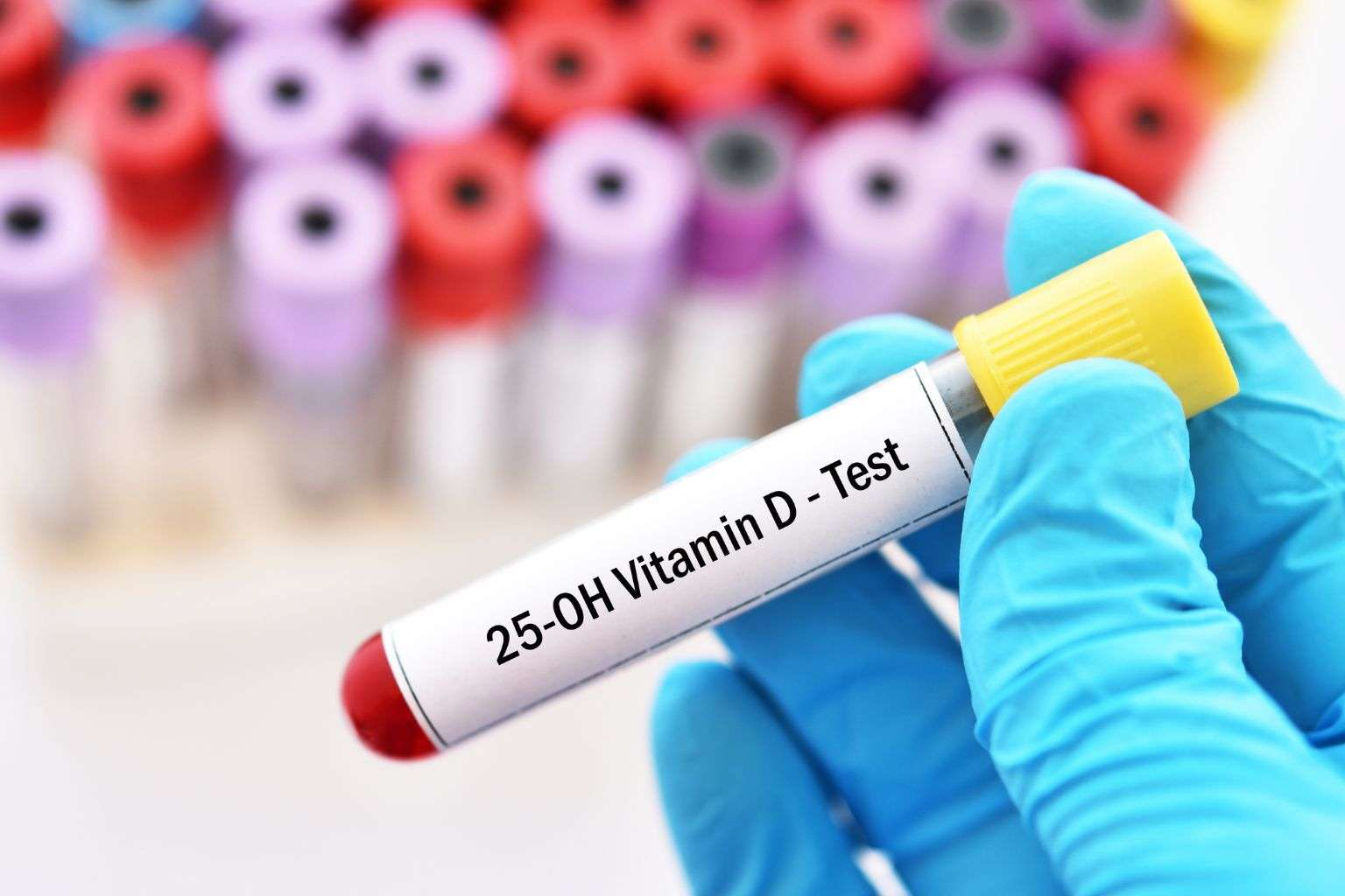 维生素D与钙报告看不懂?教你读懂骨骼、免疫和情绪的"阳光密码"!