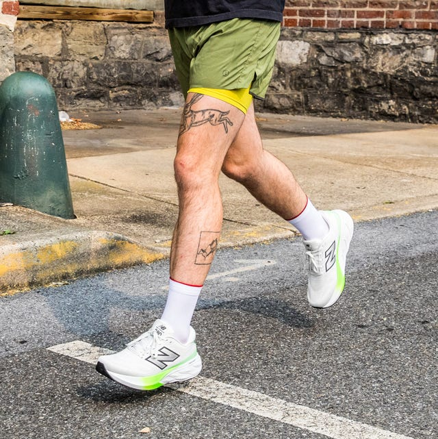 【2025硬核选购指南】拒做“老爹鞋”土味代表：New Balance这6款宝藏跑鞋，谁才是你双脚的“本命”？