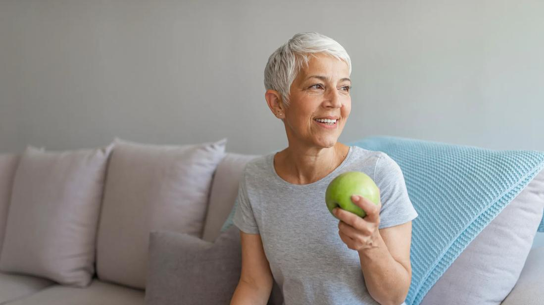 豆腐保命还是伤身？揭秘大豆里“天然雌激素”的真相，这4类人吃对了才长寿